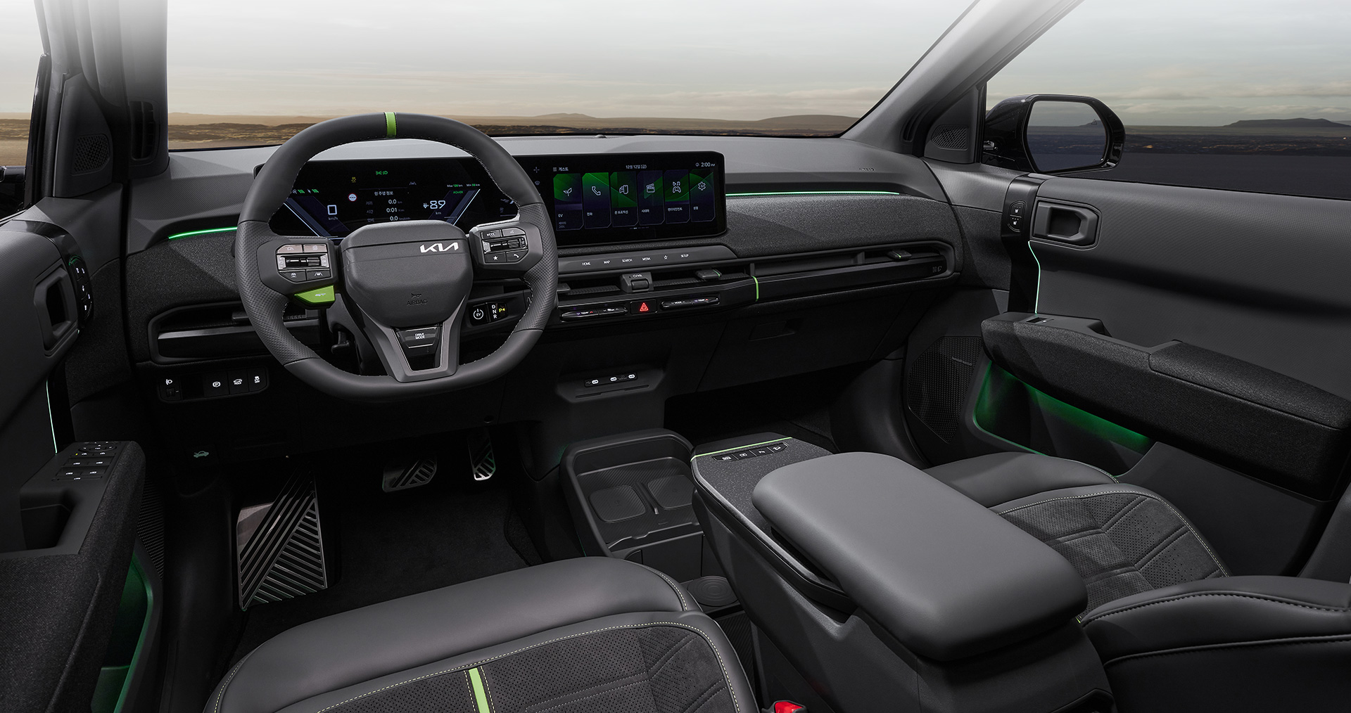 EV3 GT 내장 전면